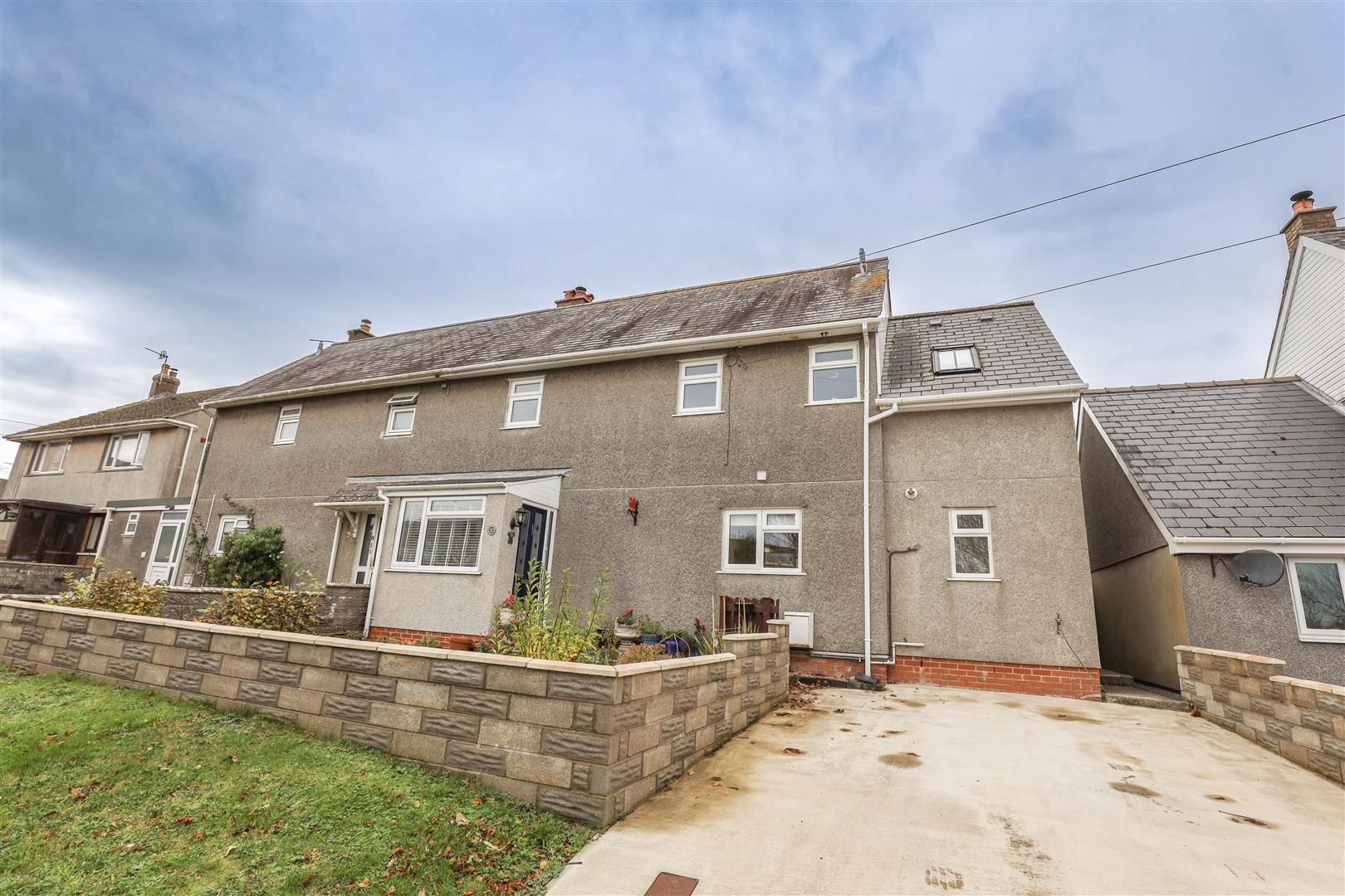 10 Ewenny Road, Wick, Nr Cowbridge, Vale of Glamorgan, CF71 7QA